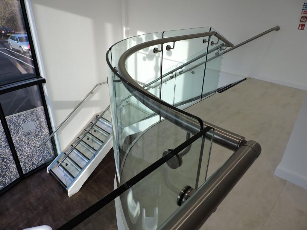 Моллированное стекло