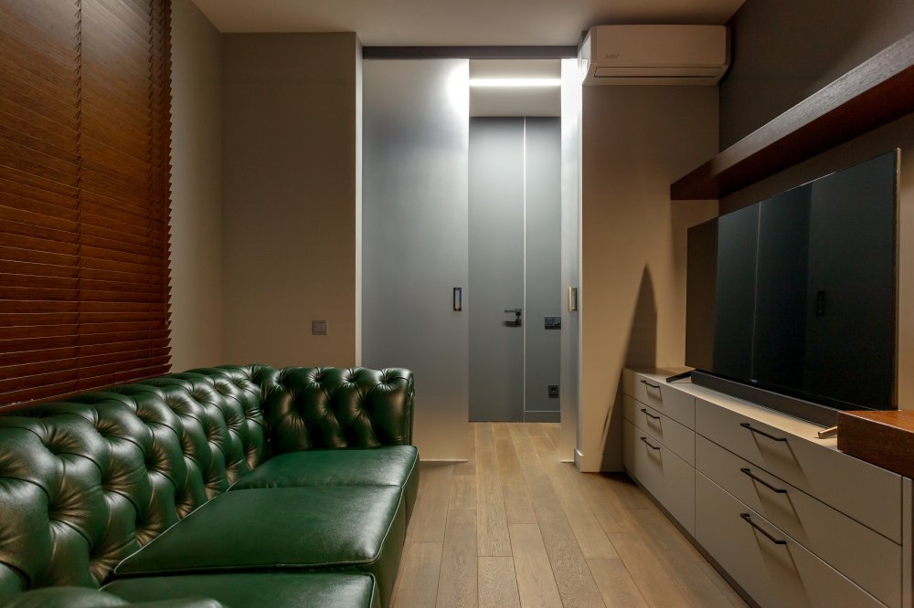 Матовые стеклянные двери