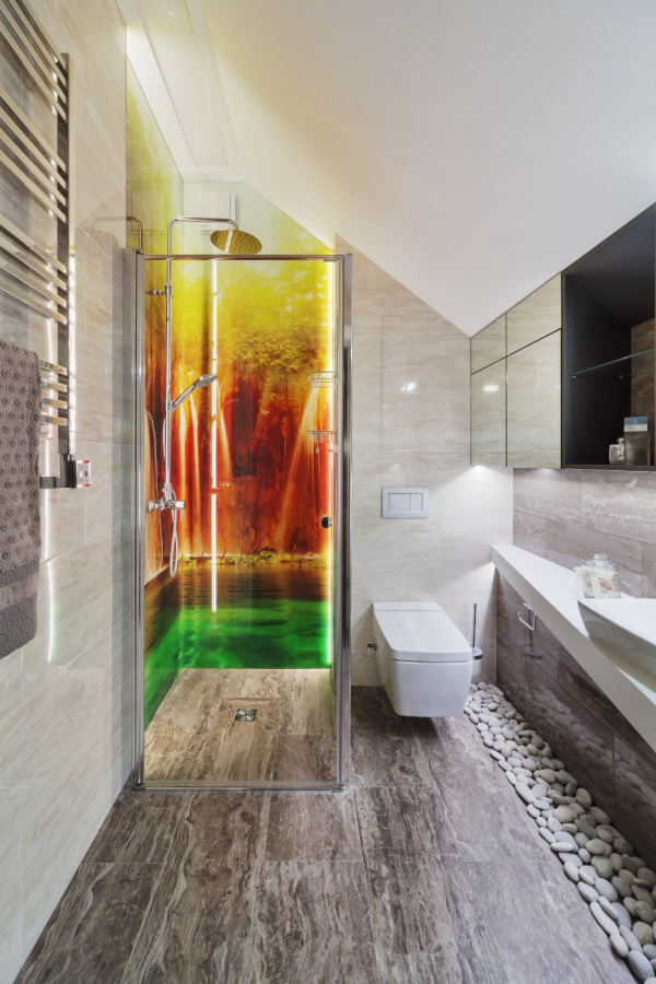 Угловые ограждения для душа