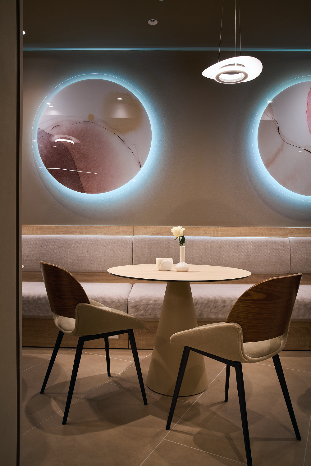 Клиника УГМК, дизайнер Стефанович